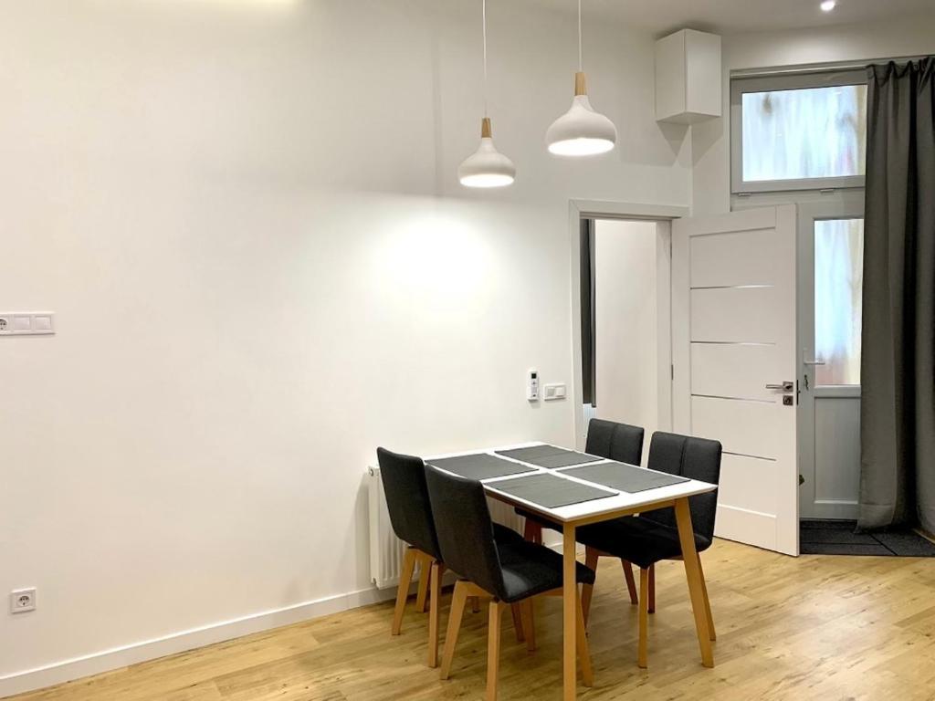 Colton Budapest Paulay Apartments المظهر الخارجي الصورة