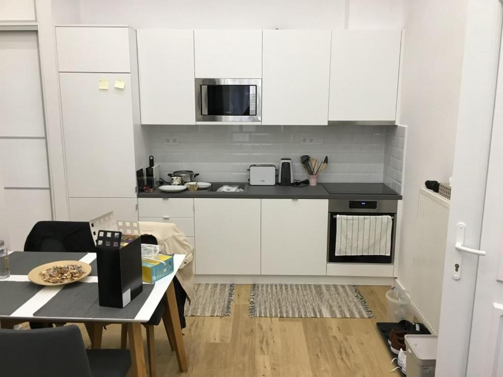 Colton Budapest Paulay Apartments المظهر الخارجي الصورة